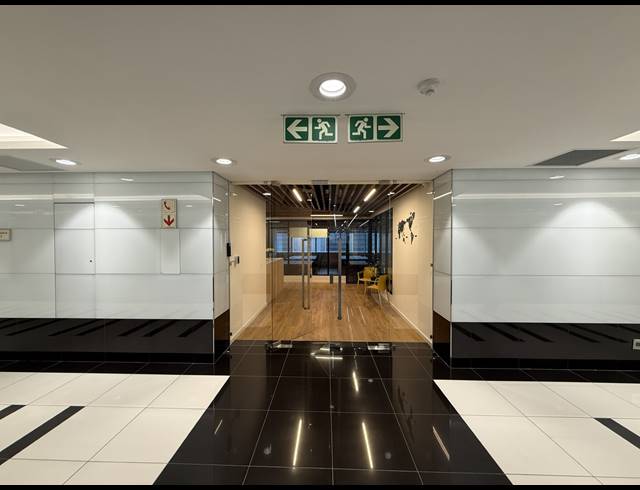 197M² OFFICE TO LET IN FORESHORE